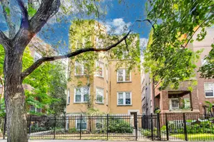 1735 W Catalpa Ave, Chicago, IL 60640 - Photo 1