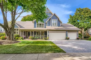 555 Coventry Ln, Buffalo Grove, IL 60089 - Photo 1