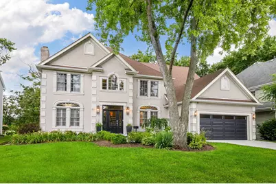 924 Waverly Road, Glen Ellyn, IL 60137 - Photo 1