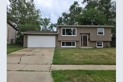 423 Walnut Drive, Streamwood, IL 60107 - Photo 1