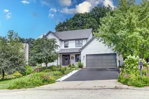 1317 Winslow Cir, Woodstock, IL 60098 - Photo 1