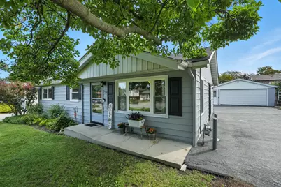 15641 Laramie Avenue, Oak Forest, IL 60452 - Photo 1