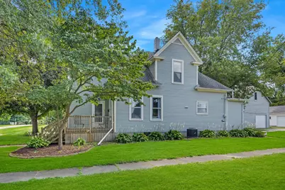 208 N East Street, Lexington, IL 61753 - Photo 1