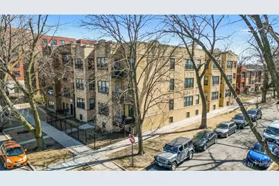 3223 W Belle Plaine Avenue, Chicago, IL 60618 - Photo 1
