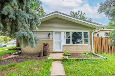 8601 Newland Avenue, Burbank, IL 60459 - Photo 1