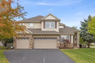 427 Glover Dr, North Aurora, IL 60542 - Photo 1