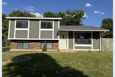 118 Springleaf Drive, Bolingbrook, IL 60440 - Photo 1