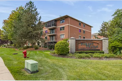 6820 W Winding Trail W #101, Oak Forest, IL 60452 - Photo 1