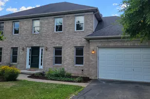 630 Maple Ct, Elburn, IL 60119 - Photo 1