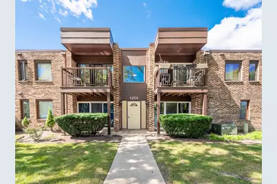 1201 Pleasant Run Drive #302, Wheeling, IL 60090 - Photo 1