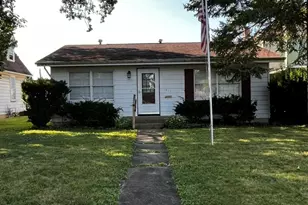 211 E Erie St, Spring Valley, IL 61362 - Photo 1