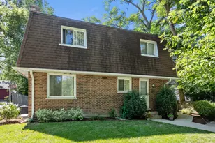 2500 Green Bay Rd, Highland Park, IL 60035 - Photo 1