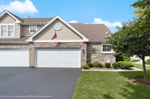 948 Willow St, Itasca, IL 60143 - Photo 1