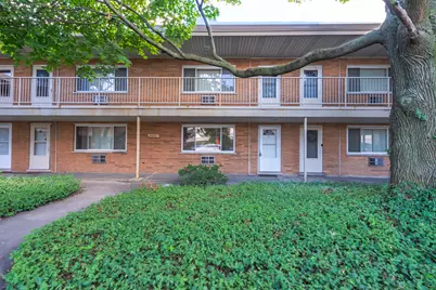 4211 W 95th Street #1C, Oak Lawn, IL 60453 - Photo 1