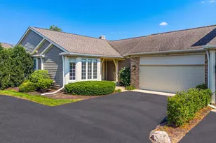 122 Kilchurn Ln, Inverness, IL 60067 - Photo 1