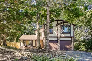 725 N Ashbury Ave, Bolingbrook, IL 60440 - Photo 1