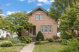 416 Anthony St, Glen Ellyn, IL 60137 - Photo 1