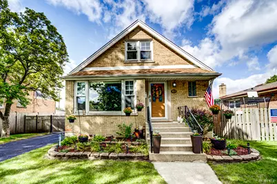 10942 S Tripp Avenue, Oak Lawn, IL 60453 - Photo 1