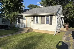 1015 N Central Ave, Rockford, IL 61101 - Photo 1