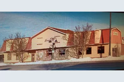 2711 Sheridan Road, Zion, IL 60099 - Photo 1