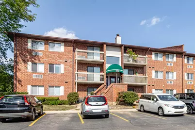 840 N Lakeside Drive #3D, Vernon Hills, IL 60061 - Photo 1