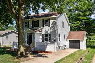 455 N River St, Montgomery, IL 60538 - Photo 1