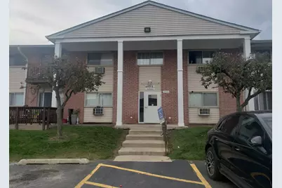 693 E Fullerton Avenue #206, Glendale Heights, IL 60139 - Photo 1