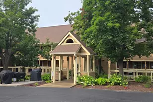 B10 Long Bay Point Dr, Galena, IL 61036 - Photo 1