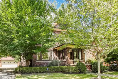 1028 N Sheridan Road, Waukegan, IL 60085 - Photo 1