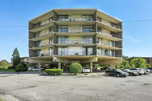 2304 Holiday Ter, Lansing, IL 60438 - Photo 1