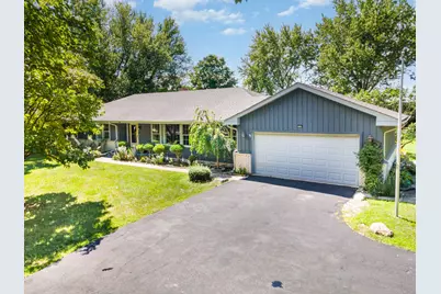 158 S Ela Road, Barrington, IL 60010 - Photo 1
