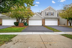 1728 Parkside Dr, Shorewood, IL 60404 - Photo 1