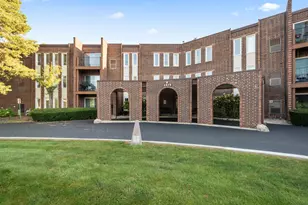 1575 Sandpebble Dr, Wheeling, IL 60090 - Photo 1