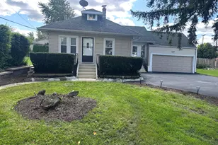 520 W Green St, Bensenville, IL 60106 - Photo 1