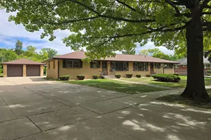 4126 Crosby St, Rockford, IL 61107 - Photo 1