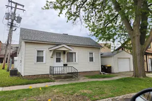 203 N Eastman St, Harvard, IL 60033 - Photo 1