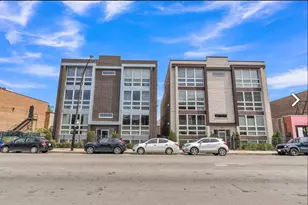 3215 N Elston Ave, Chicago, IL 60618 - Photo 1