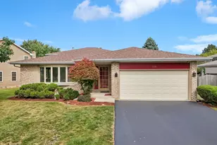 126 Ashcroft Dr, Bolingbrook, IL 60490 - Photo 1