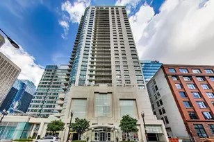 125 S Jefferson St, Chicago, IL 60661 - Photo 1