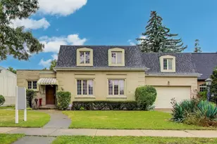 601 Selborne Rd, Riverside, IL 60546 - Photo 1