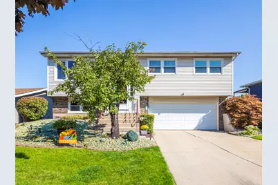 7810 166th Place, Tinley Park, IL 60477 - Photo 1