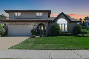 433 Wheatfield Rd, Matteson, IL 60443 - Photo 1