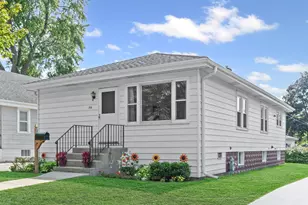 713 W Pacific Ave, Waukegan, IL 60085 - Photo 1