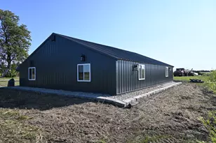 940 S Gonnam Rd, Verona, IL 60479 - Photo 1
