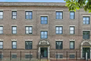 1127 E 61st St, Chicago, IL 60637 - Photo 1