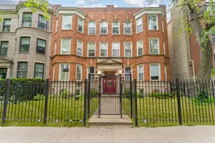 4717 N Kenmore Ave, Chicago, IL 60640 - Photo 1