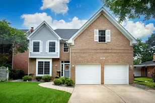 527 Malden Ave, La Grange Park, IL 60526 - Photo 1