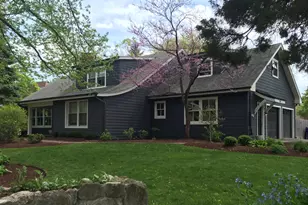 567 Deerpath Rd, Glen Ellyn, IL 60137 - Photo 1