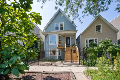 2046 N Hamlin Avenue, Chicago, IL 60647 - Photo 1