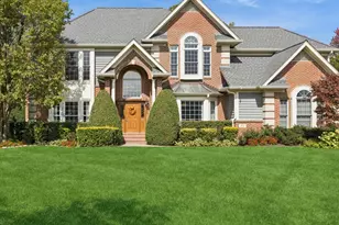 412 Cherry Creek Ln, Prospect Heights, IL 60070 - Photo 1